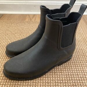 JCrew Chelsea women’s black rain boots size 9